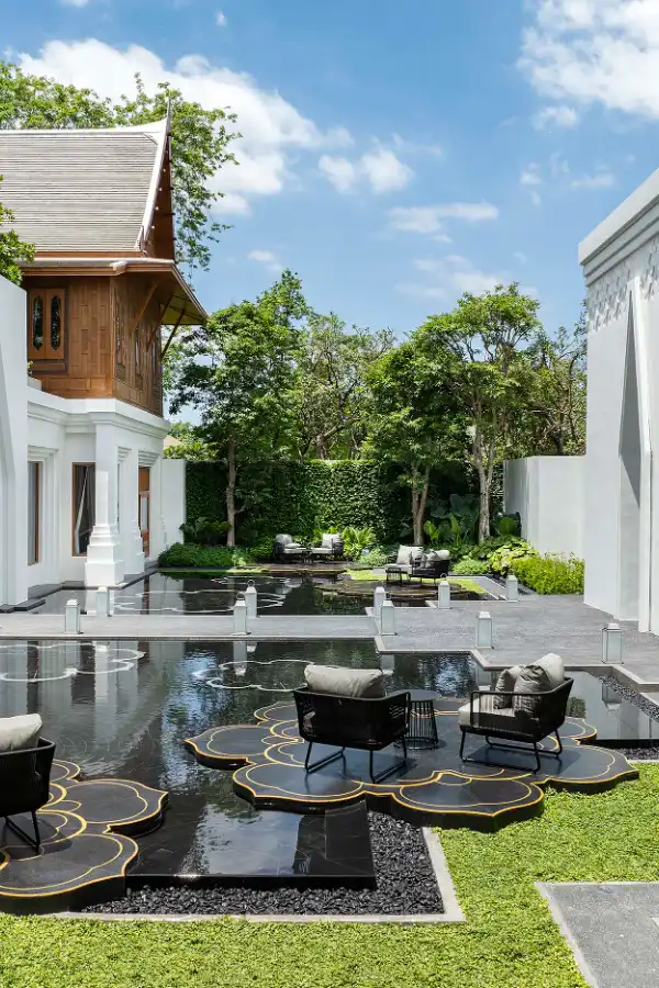 Sukhothai Spa Courtyard